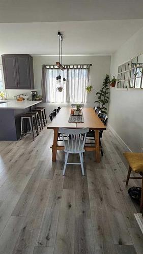 4905 Johnson Avenue, Lacombe, AB - Indoor Photo Showing Dining Room