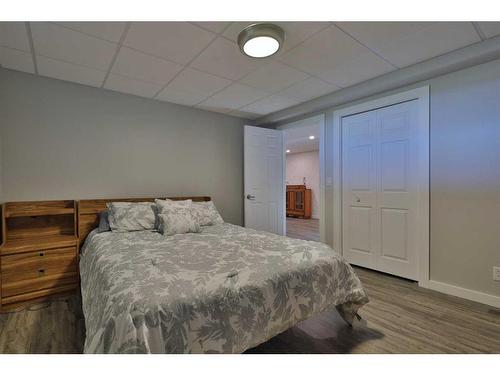 20055 Hwy 53, Rural Stettler No. 6, County Of, AB - Indoor Photo Showing Bedroom