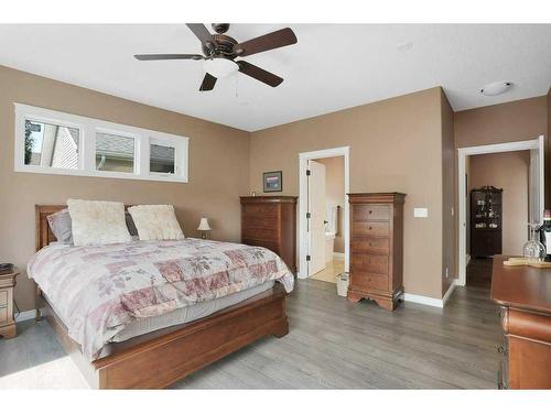 42 Coachill Street, Blackfalds, AB - Indoor Photo Showing Bedroom