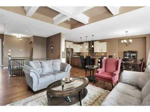 42 Coachill Street, Blackfalds, AB - Indoor Photo Showing Living Room