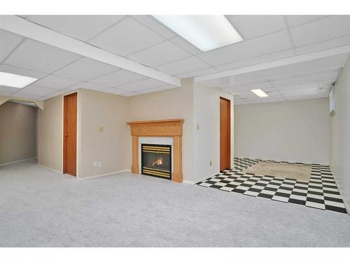 38 Langley Close, Lacombe, AB - Indoor Photo Showing Other Room