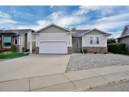 38 Langley Close, Lacombe, AB - Outdoor With Facade