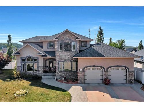 4 Fieldstone Way, Sylvan Lake, AB - Outdoor With Facade