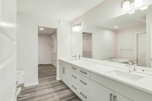 69 Emmett Crescent, Red Deer, AB - Indoor Photo Showing Bathroom