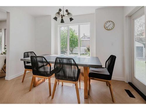 123 Alexander Crescent, Red Deer, AB - Indoor Photo Showing Dining Room