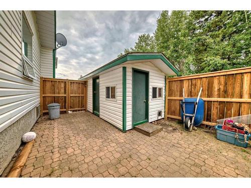 6418 55 Avenue, Ponoka, AB - Outdoor With Deck Patio Veranda With Exterior