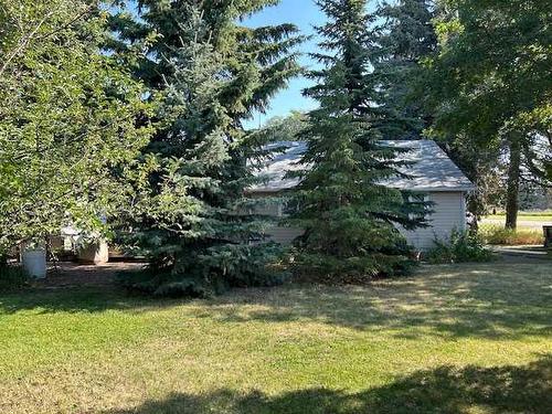 4614 49Th Street, Bashaw, AB - Outdoor