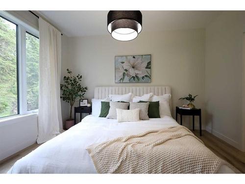 Meadow Ponds Drive, Rural Clearwater County, AB - Indoor Photo Showing Bedroom