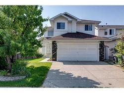 62 Citadel Gardens NW Calgary, AB T3G 3X5