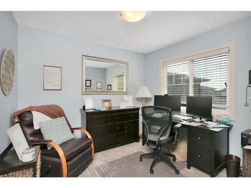 11 Henderson Close, Penhold, AB - Indoor Photo Showing Office