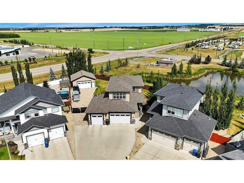 11 Henderson Close, Penhold, AB - Outdoor With View