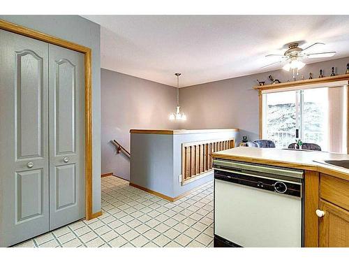 3502-3504-3508-3500 48 Avenue, Red Deer, AB - Indoor Photo Showing Kitchen