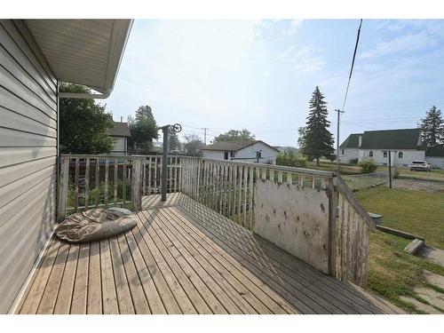 533 2Nd Avenue, Elnora, AB - Outdoor With Deck Patio Veranda With Exterior