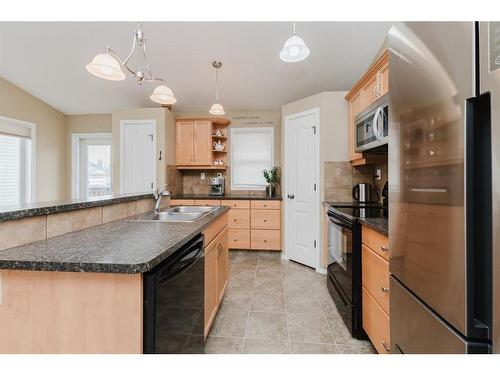 41 Inglewood Drive, Red Deer, AB - Indoor Photo Showing Kitchen With Double Sink