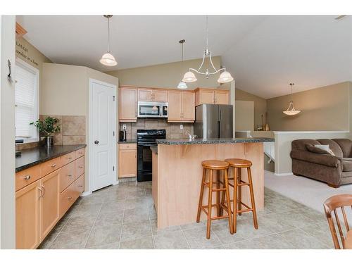 41 Inglewood Drive, Red Deer, AB - Indoor Photo Showing Kitchen