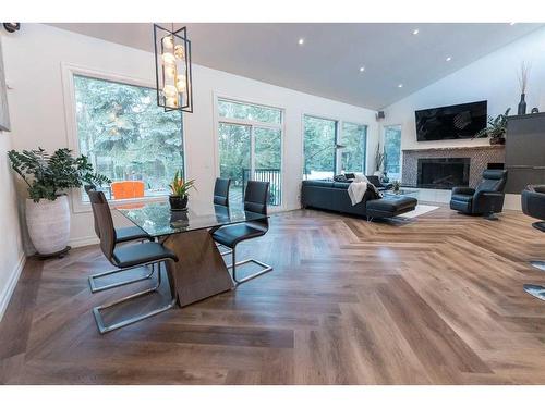 195 Piper Drive, Red Deer, AB - Indoor Photo Showing Living Room With Fireplace