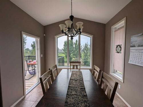 53 Pondside Crescent, Blackfalds, AB - Indoor Photo Showing Dining Room