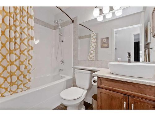 56 Kershaw Close, Red Deer, AB - Indoor Photo Showing Bathroom