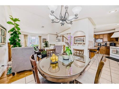 14 Langford Crescent, Red Deer, AB - Indoor Photo Showing Dining Room