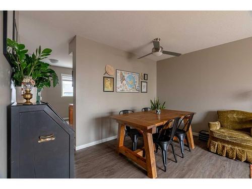 14-711 Beacon Hill Drive Drive, Fort Mcmurray, AB - Indoor Photo Showing Dining Room