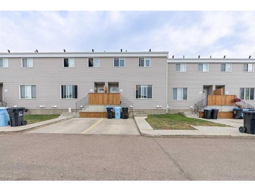 14-711 Beacon Hill Drive Drive, Fort Mcmurray, AB - Outdoor