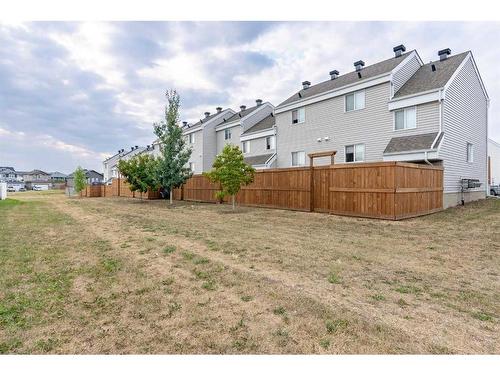 14-711 Beacon Hill Drive Drive, Fort Mcmurray, AB - Outdoor