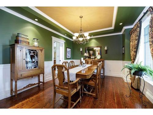 31 Ashley Close, Red Deer, AB - Indoor Photo Showing Dining Room