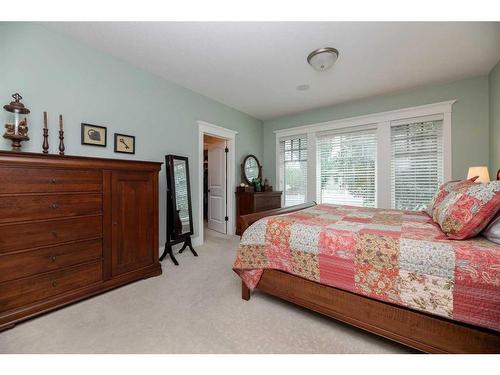 31 Ashley Close, Red Deer, AB - Indoor Photo Showing Bedroom