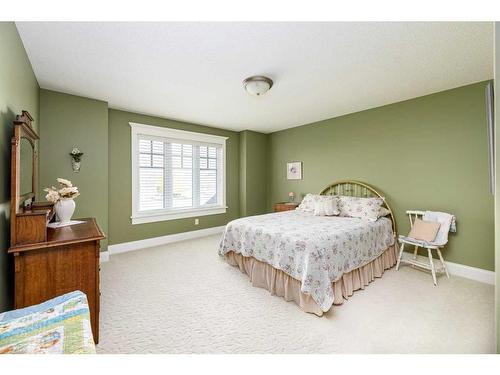 31 Ashley Close, Red Deer, AB - Indoor Photo Showing Bedroom