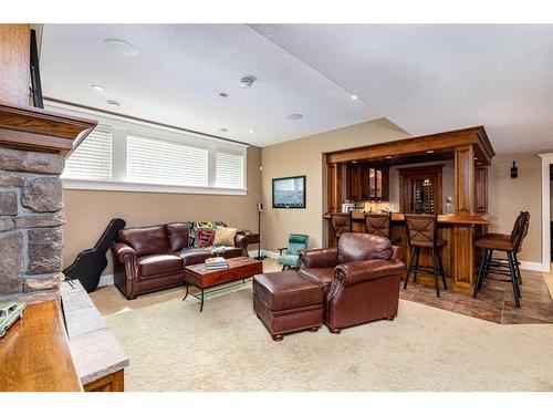 31 Ashley Close, Red Deer, AB - Indoor Photo Showing Living Room