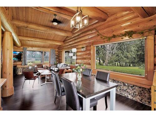 40419 Highway 20, Rural Lacombe County, AB - Indoor Photo Showing Dining Room