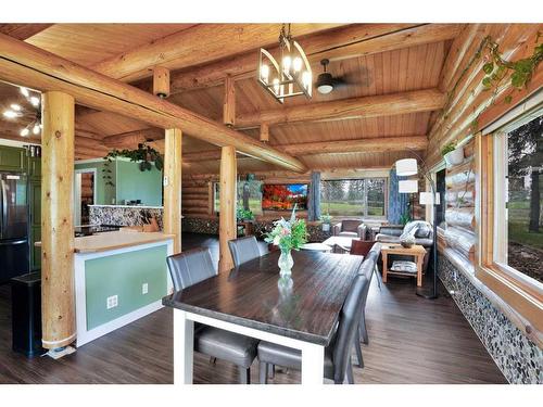 40419 Highway 20, Rural Lacombe County, AB - Indoor Photo Showing Dining Room