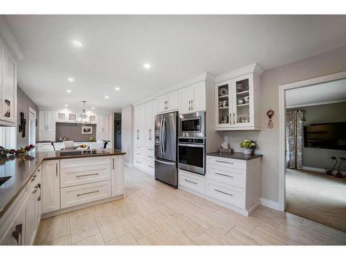 121 Bailey Avenue, Rural Camrose County, AB - Indoor Photo Showing Kitchen