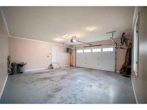 121 Bailey Avenue, Rural Camrose County, AB - Indoor Photo Showing Garage