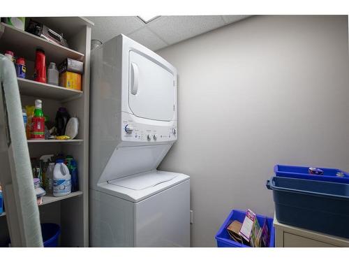 128-6 Michener Boulevard, Red Deer, AB - Indoor Photo Showing Laundry Room