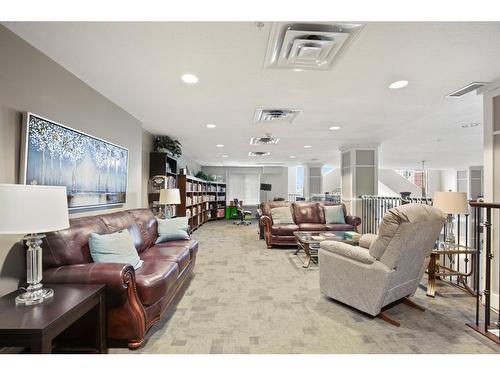 128-6 Michener Boulevard, Red Deer, AB - Indoor Photo Showing Living Room