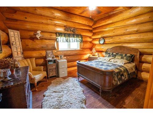 11 Beaver Dam View, Rural Clearwater County, AB - Indoor Photo Showing Bedroom