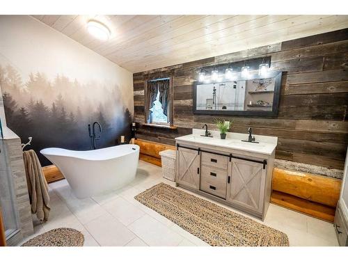 11 Beaver Dam View, Rural Clearwater County, AB - Indoor Photo Showing Bathroom