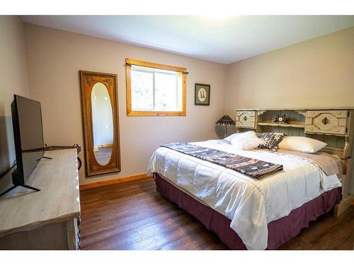 11 Beaver Dam View, Rural Clearwater County, AB - Indoor Photo Showing Bedroom