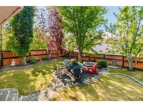 139 Armitage Close, Red Deer, AB - Outdoor With Backyard