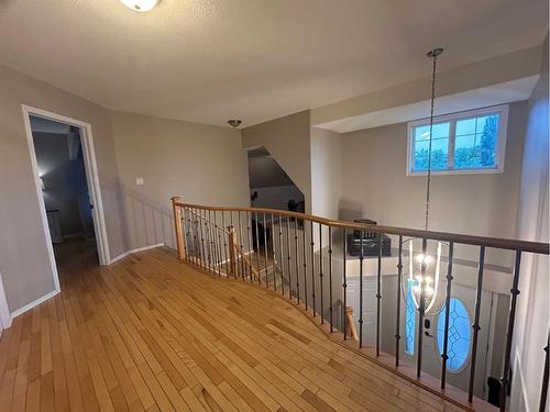 6117 32 Avenue, Camrose, AB - Indoor Photo Showing Other Room