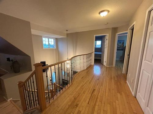 6117 32 Avenue, Camrose, AB - Indoor Photo Showing Other Room