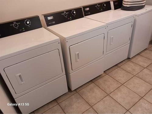 307-4405 48 Avenue, Red Deer, AB - Indoor Photo Showing Laundry Room