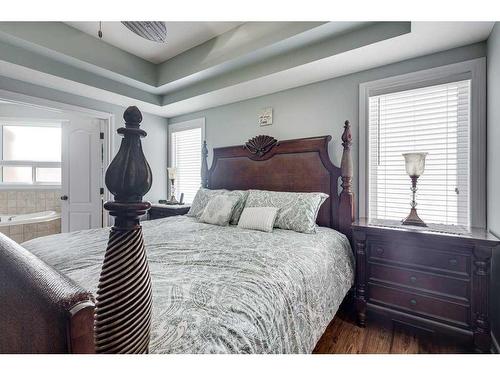 39 Daniel Crescent, Red Deer, AB - Indoor Photo Showing Bedroom