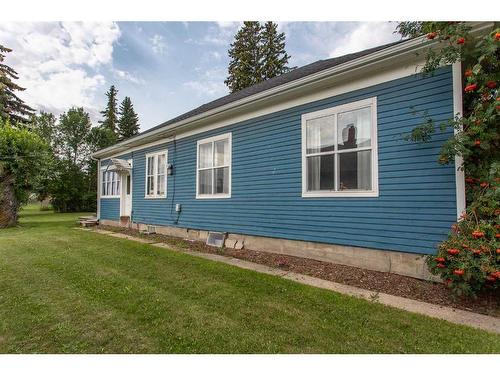 5319 51 Avenue, Lacombe, AB - Outdoor