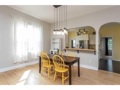 5319 51 Avenue, Lacombe, AB - Indoor Photo Showing Dining Room