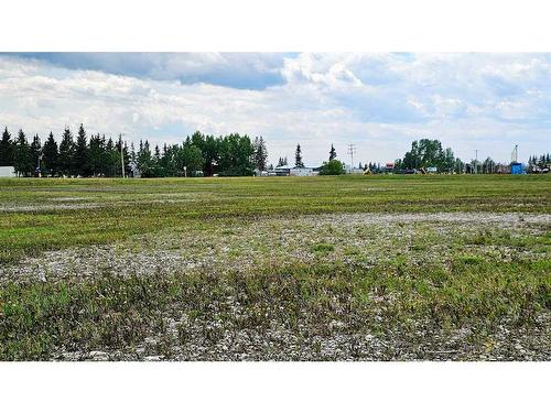 1200 Highway 584, Sundre, AB 