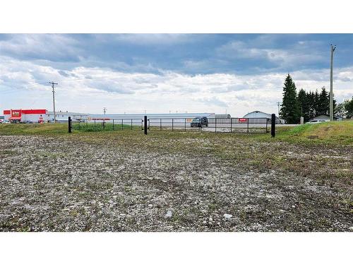 1200 Highway 584, Sundre, AB 