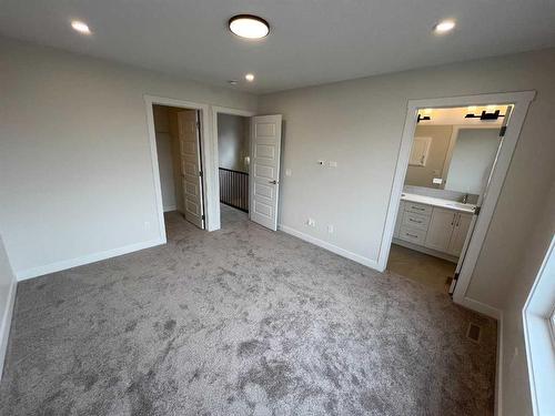 123 Lewiston Drive Ne, Calgary, AB - Indoor Photo Showing Bathroom