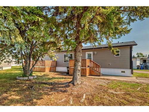 8 Parkview Avenue, Red Deer, AB 